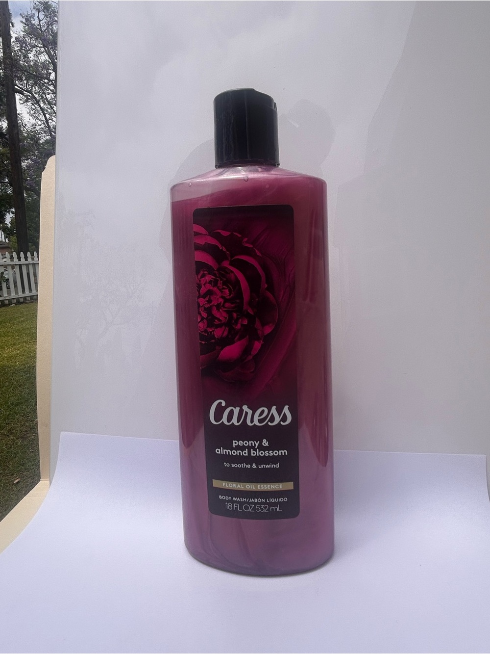 Caress Peony & Almond Blossom Body Wash - Deep Pink